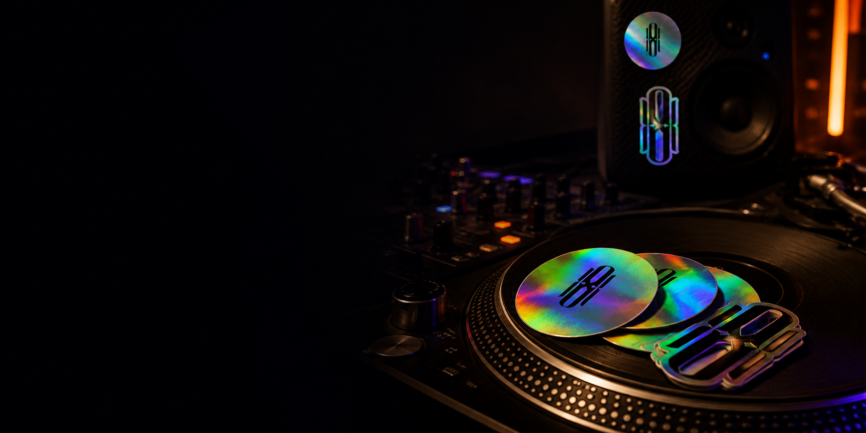 Sticker Holografico styled after dark